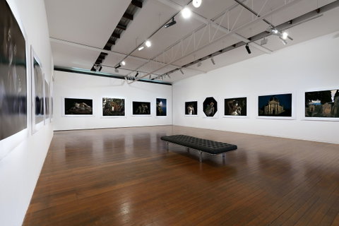 Roslyn Oxley9 Gallery - Australia Accommodation 0