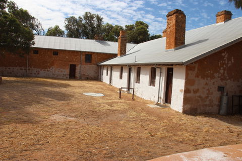 Central Greenough - Australia Accommodation 1