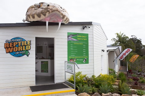 Steve McEwan's Reptile World - Australia Accommodation 0