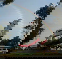 The Big Rocking Horse And The Toy Factory - Australia Accommodation