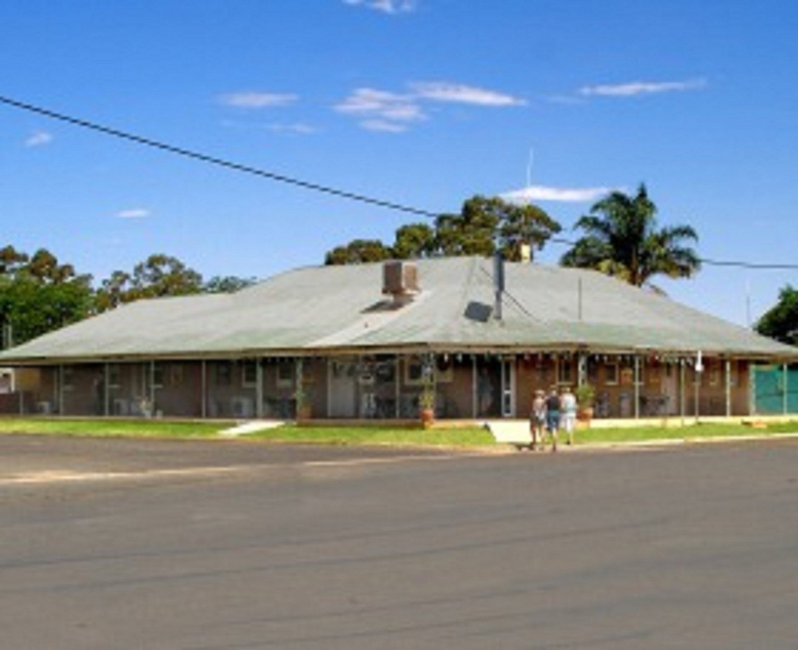 Tullibigeal NSW Australia Accommodation