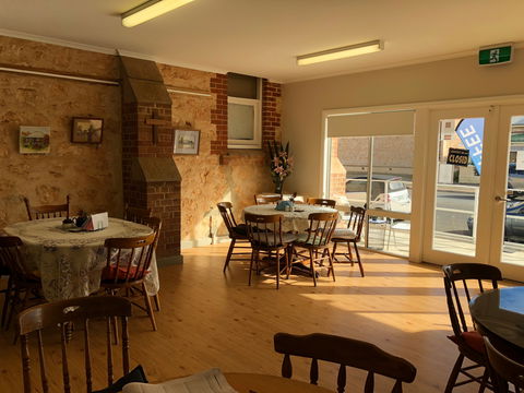 Anglican Community Cafe, Limestone Art Gallery & Cornish Garden - Australia Accommodation 2