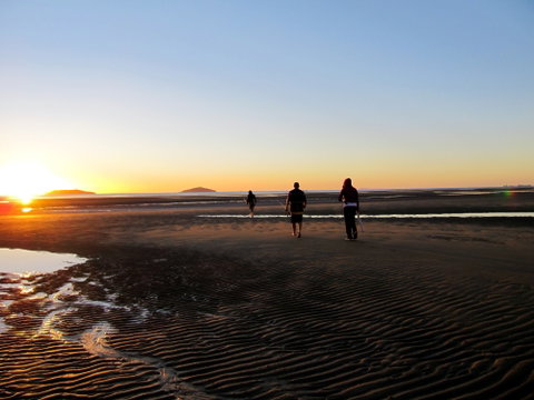 Far Beach - Australia Accommodation 0