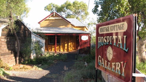 Lightning Ridge Heritage Cottage - Australia Accommodation 0