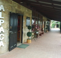 Australian Alpaca Barn - Pokolbin - Australia Accommodation