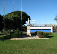 Oxley War Memorial - Australia Accommodation
