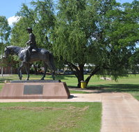 Stockmans Pioneer Memorial Katherine Icon - Australia Accommodation