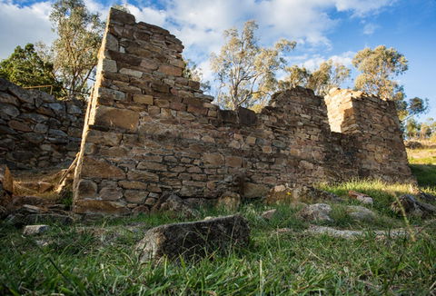Adelong Falls Gold Mill Ruins - Australia Accommodation 2