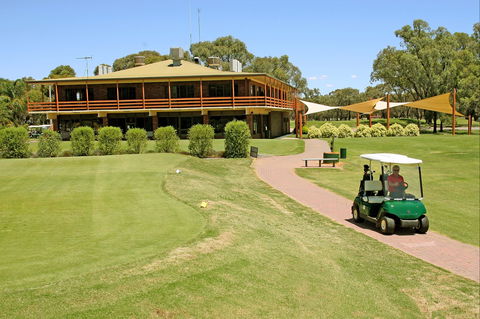 Coomealla Golf Club - Australia Accommodation 0