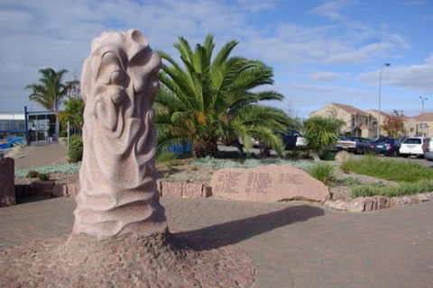 Fishermen's Memorial - Australia Accommodation 0