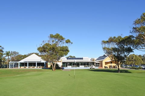 Hawks Nest Golf Club - Australia Accommodation 0