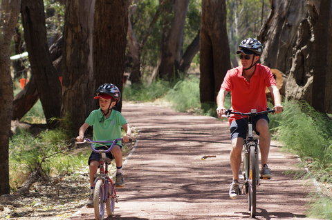 Hay Free Push Bikes - Australia Accommodation 1