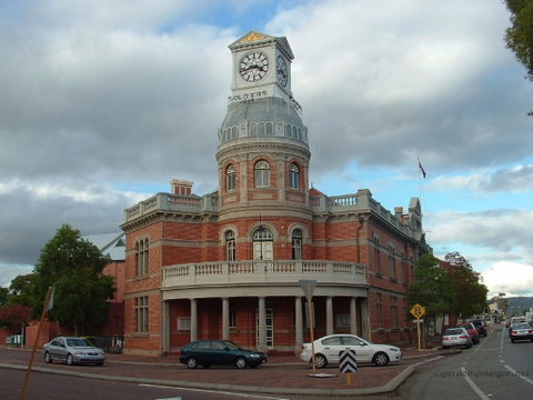 Midland Town Hall - Australia Accommodation 0