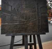 Russell Drysdale Easel Sculpture - Australia Accommodation