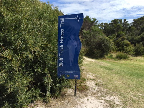 Bluff Track Fitness Trail - Australia Accommodation 0