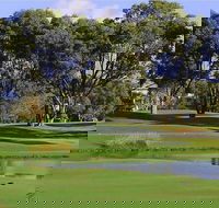 Meadow Springs Golf and Country Club - Australia Accommodation
