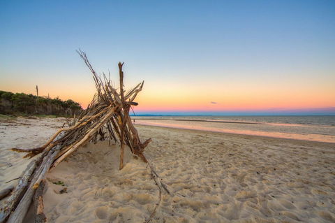 Red Beach - Australia Accommodation 0