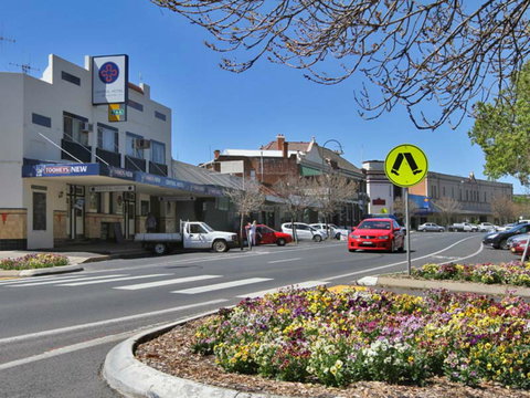 Street Scenes - Australia Accommodation 0