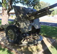 War Gun Trophy - Australia Accommodation