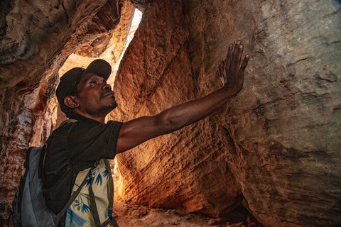 Arnhem Land Injalak Hill Full-Day Tour From Darwin - Australia Accommodation 12