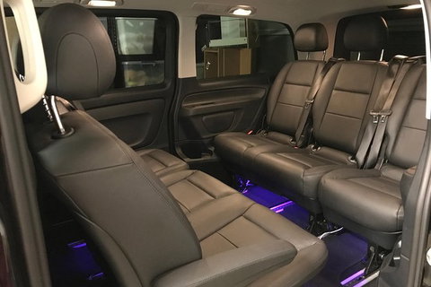 Private Transfer From Sunshine Coast Airport To Noosa 8 Seater + Luggage Trailer - Australia Accommodation 3