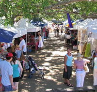 Sunshine Coast Eumundi Markets Return Minibus Transfer - Australia Accommodation