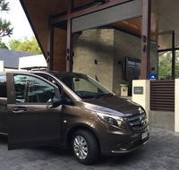 Mercedes 7 seat Limousine Cairns Airport to Port Douglas - Australia Accommodation
