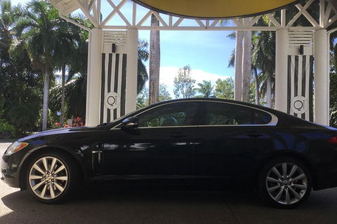 Jaguar Limousine Transfer Cairns Airport To City Or Return - Australia Accommodation 2