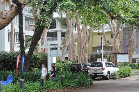 Airport Transfer - Palm Cove, Kewarra Beach & Trinity Beach To Cairns Airport - Australia Accommodation 6