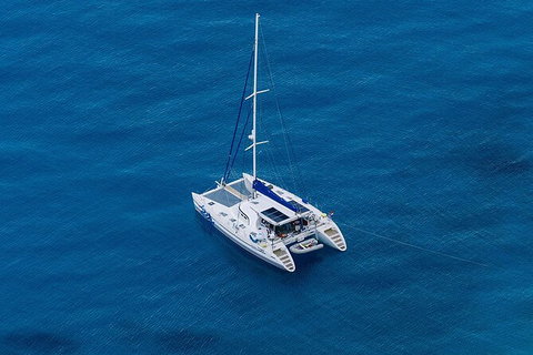 Bareboat Hire - Indigo 5 Night Hire - Australia Accommodation 1