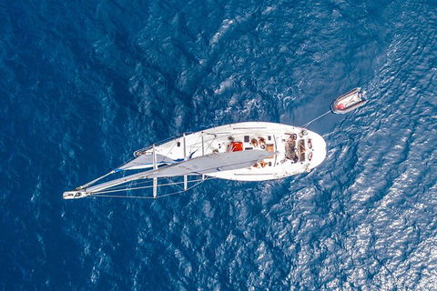 Small-Group Queensland Full-Day Sail Retreat Experience - Australia Accommodation 5