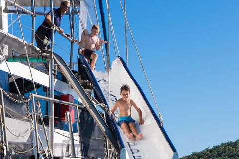 Day Sail The Whitsunday Islands On Atlantic Clipper From Airlie Beach - Australia Accommodation 7