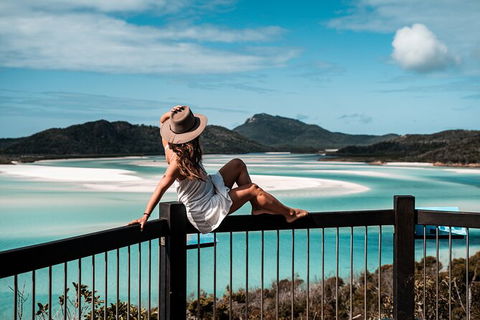 Day Sail The Whitsunday Islands On Atlantic Clipper From Airlie Beach - Australia Accommodation 10