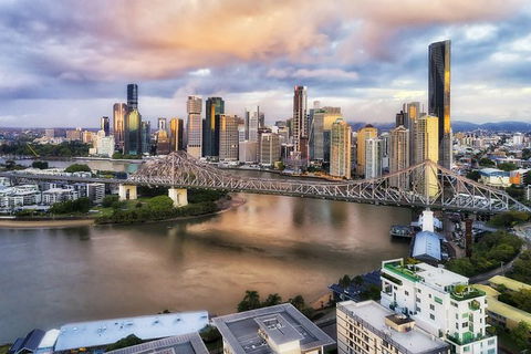 Arrival Private Transfers: Brisbane Airport BNE To Brisbane In Luxury Van - Australia Accommodation 3