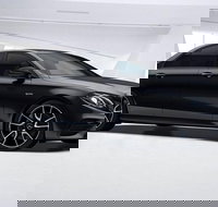 Brisbane Airport Transfers  Brisbane Airport BNE to Brisbane in Business Car - Australia Accommodation