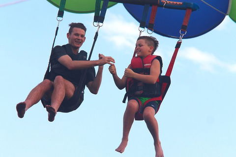 Parasail / Flyboard Package For 2 - Australia Accommodation 5