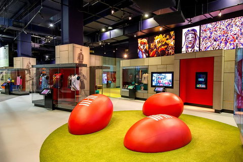 Ultimate Sports Lovers Bus Tour Of Melbourne - Australia Accommodation 1