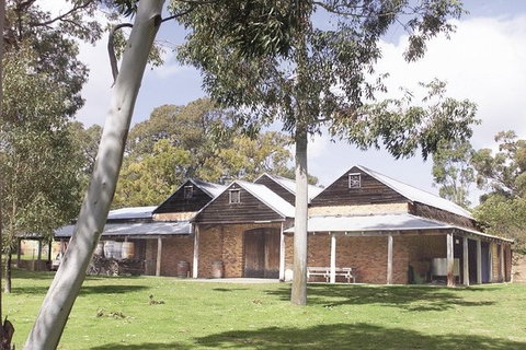 Wineries And Scenic Drive Full Day Tour - Australia Accommodation 4