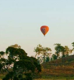 Hot Air Balloon - Australia Accommodation 1