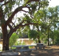 Allan Tannock Weir - Australia Accommodation
