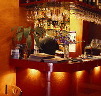 KL Cafe - Australia Accommodation