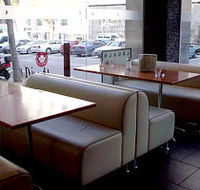 Legals Cafe and Bar - Australia Accommodation