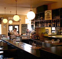Percy's Bar and Bistro - Australia Accommodation