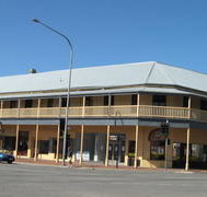 Colac Hotel - Australia Accommodation