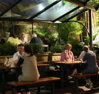 Dicks Hotel - Australia Accommodation