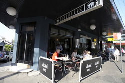 The Monkey Bar - Australia Accommodation 1