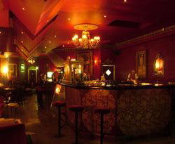 Polly Bar - Australia Accommodation 7