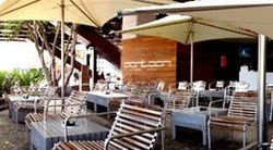 Pontoon Bar - Australia Accommodation 3