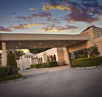 Shangri-La Gardens - Australia Accommodation