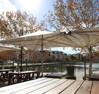 The Royal On The Waterfront - Australia Accommodation